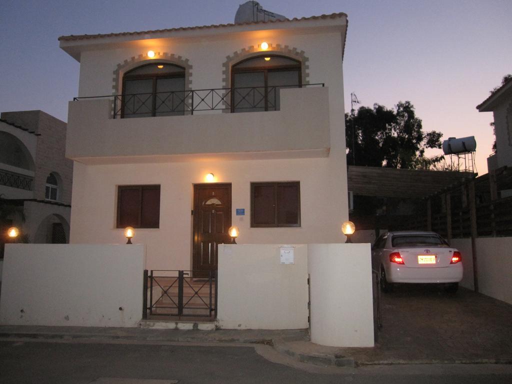 Villa Paradiso *